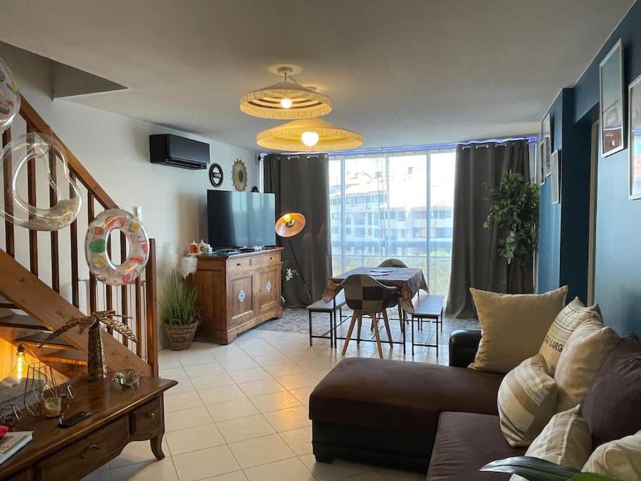 Appartement Vintage 90 M2 Duplex Classe Fréjus Exterior foto